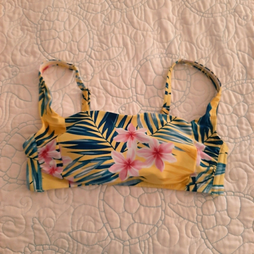 Bikini top